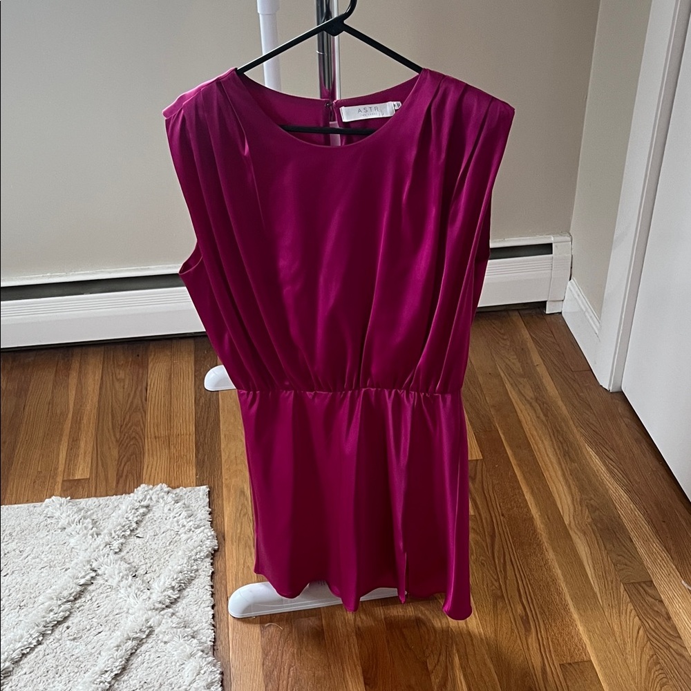 Astr Fuchsia Sleeveless Dress